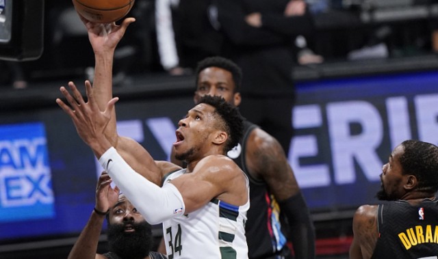  杜兰特关键三分篮网加时险胜公牛止连败