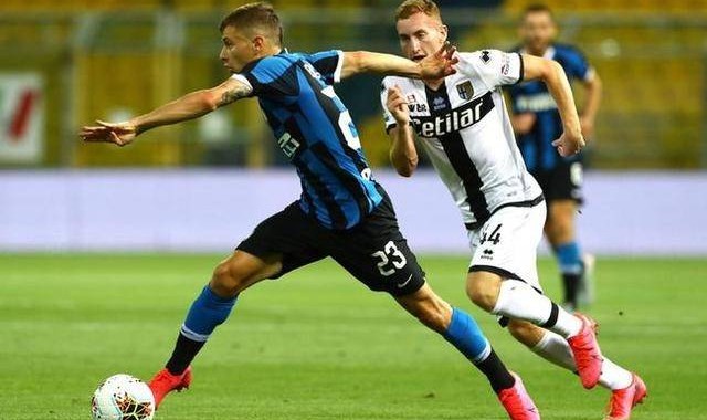  AC米兰功勋队长替补救主保留争冠希望  