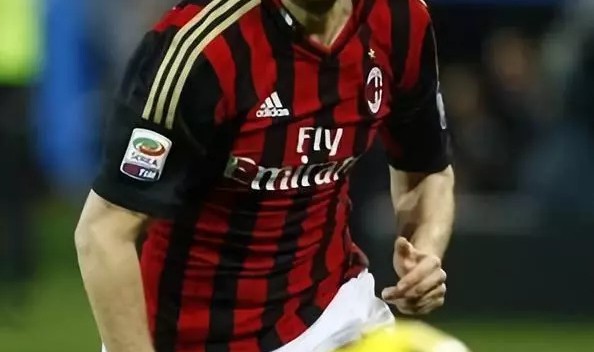  那不勒斯青春风暴横扫老牌劲旅乌迪内斯  