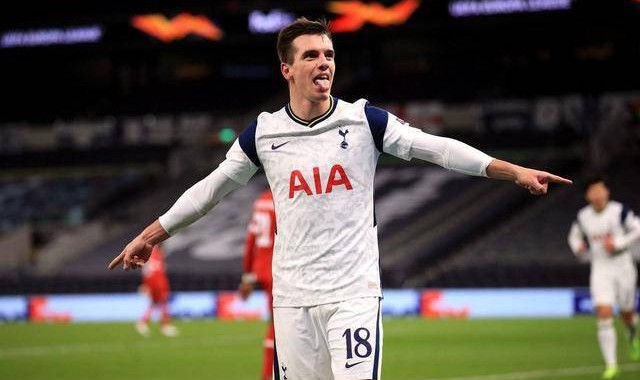  热刺洛塞尔索染红离场酿惨剧  